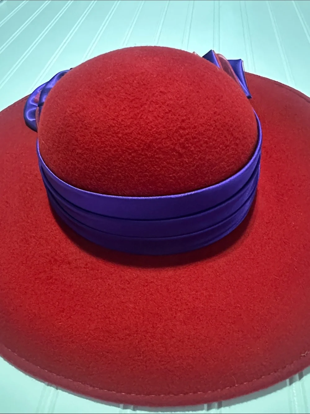 Red Hatter Club Something Special 100% Wool Red Church Derby Kentucky Derby Wide